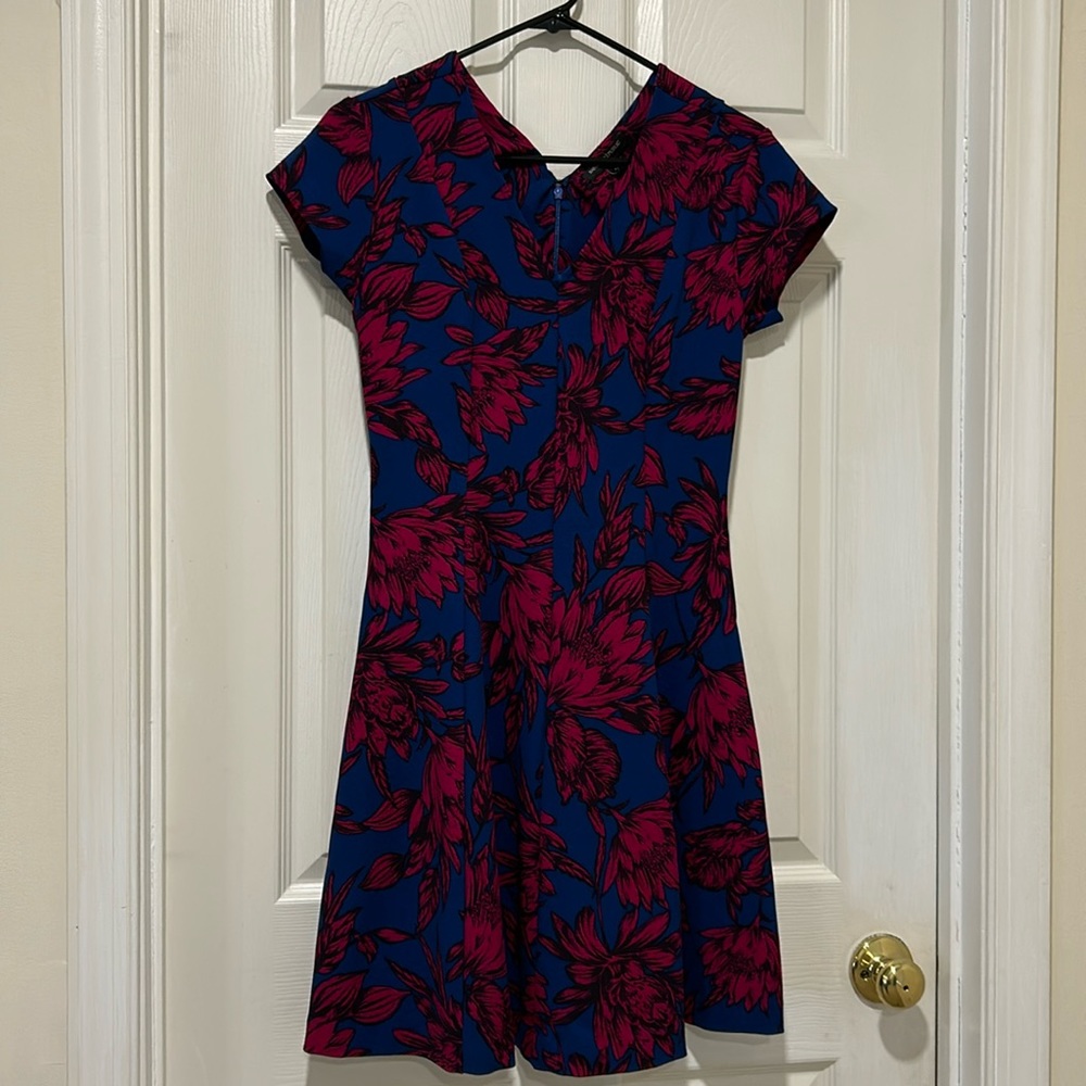 Floral banana republic dress - size 0